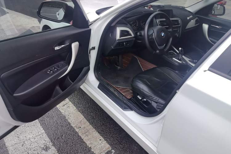 Used BMW 1 Series 2015 120i Leading Model Driver Seat