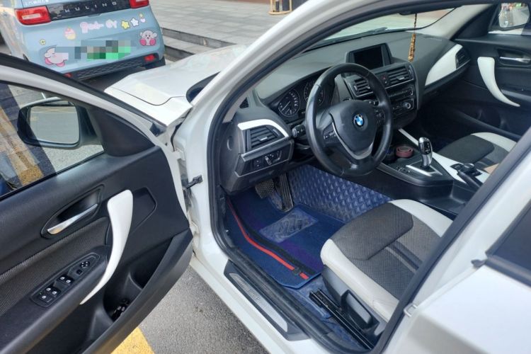Used BMW 1 Series 2015 118i Urban Design Package Driver Seat