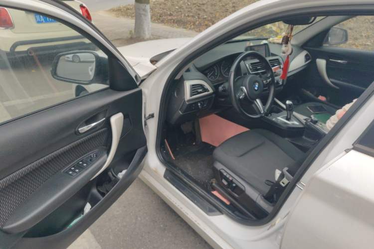 Used BMW 1 Series 2015 120i Leading Model Driver Seat