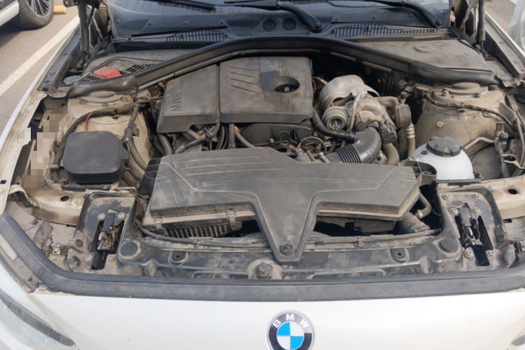 Used BMW 1 Series 2015 120i Sport Design Package Engine Bay