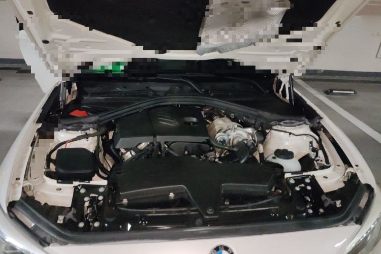 Used BMW 1 Series 2015 120i Leading Model Engine Bay