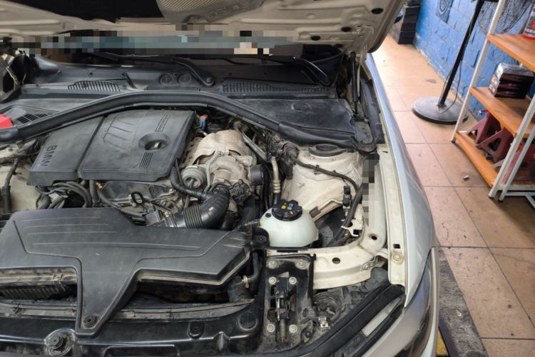 Used BMW 1 Series 2015 118i Leading Model Engine Bay Left