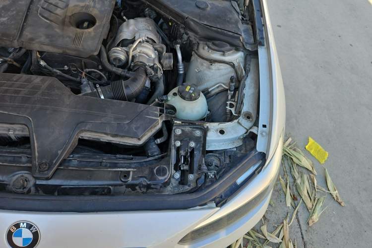 Used BMW 1 Series 2015 118i Leading Model Engine Bay Left