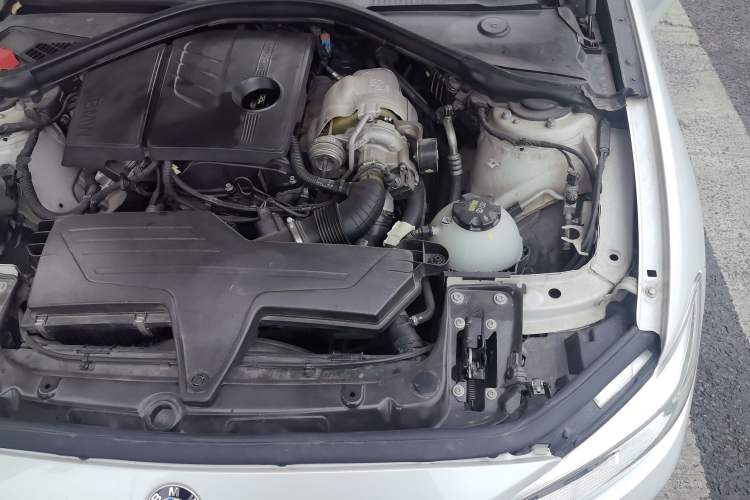 Used BMW 1 Series 2015 120i Leading Model Engine Bay Left