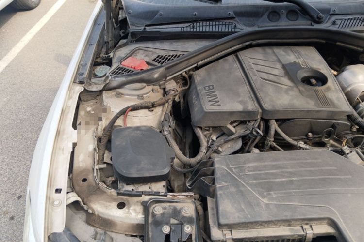 Used BMW 1 Series 2015 120i Sport Design Package Engine Bay Right