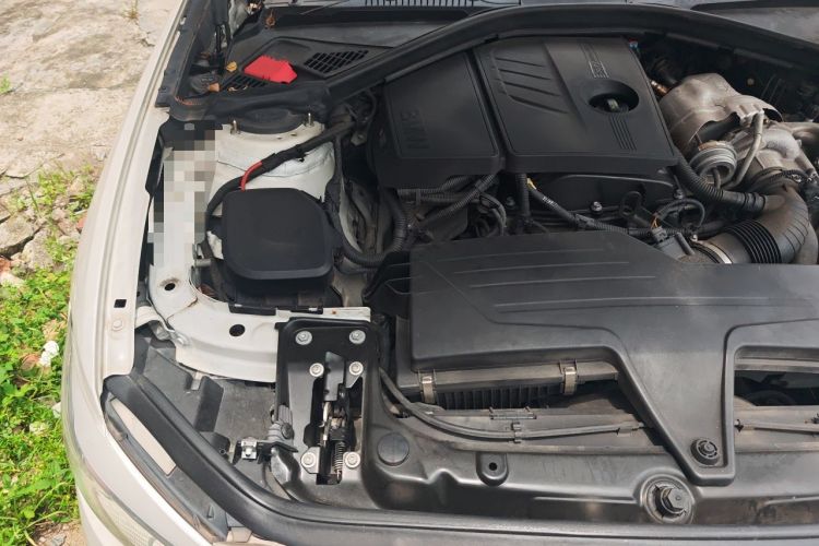 Used BMW 1 Series 2015 120i Leading Model Engine Bay Right