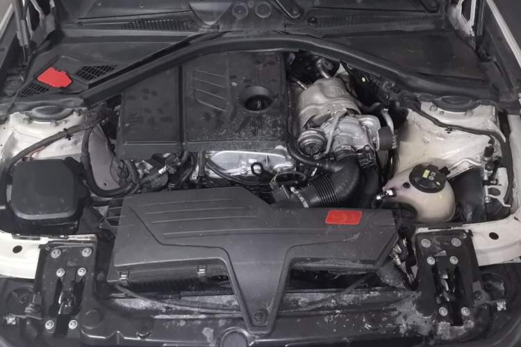 Used BMW 1 Series 2015 118i Leading Model Engine Bay