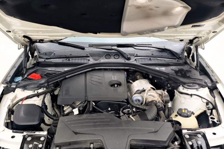 Used BMW 1 Series 2015 120i Sport Design Package Engine Bay