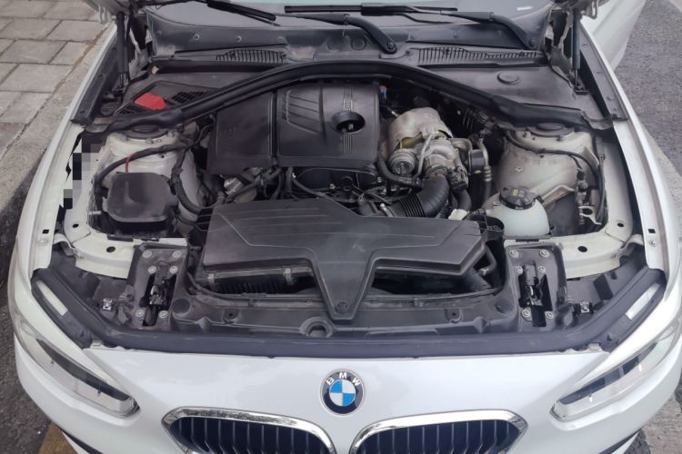 Used BMW 1 Series 2015 120i Leading Model Engine Bay