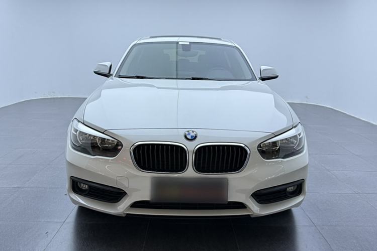 Used BMW 1 Series 2015 120i Leading Model Exterior 1