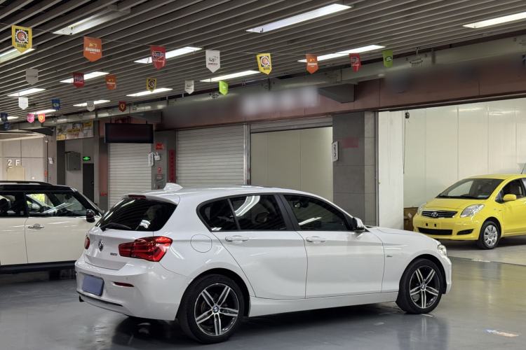 Used BMW 1 Series 2015 120i Sport Design Package Exterior 2