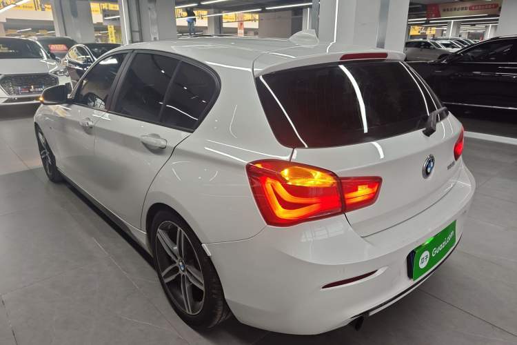 Used BMW 1 Series 2015 120i Sport Design Package Exterior 2