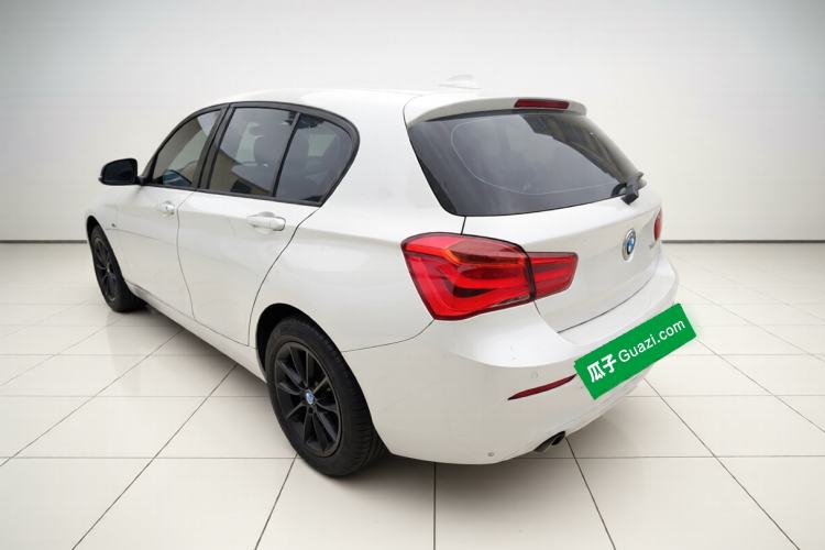 Used BMW 1 Series 2015 118i Urban Design Package Exterior 3