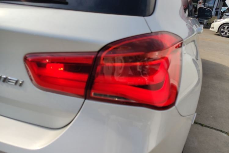 Used BMW 1 Series 2015 118i Urban Design Package Exterior 3