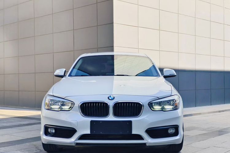 Used BMW 1 Series 2015 118i Leading Model Exterior 5