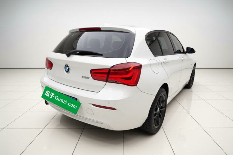 Used BMW 1 Series 2015 118i Urban Design Package Exterior 5