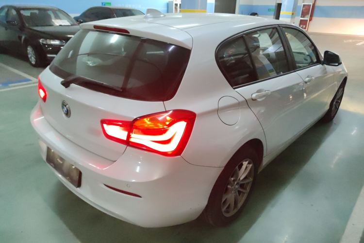 Used BMW 1 Series 2015 118i Leading Model Exterior 5