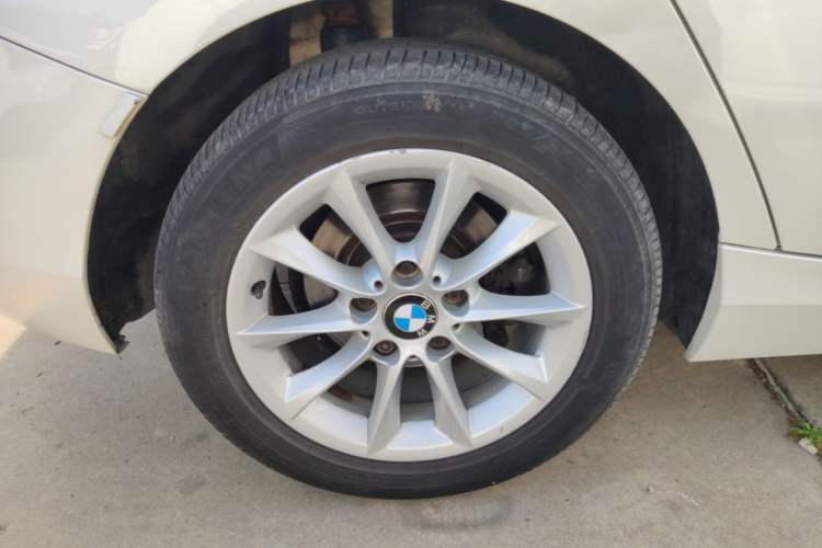 Used BMW 1 Series 2015 118i Urban Design Package Exterior 5