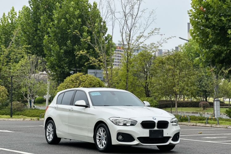 Used BMW 1 Series 2015 118i Leading Model Exterior 5