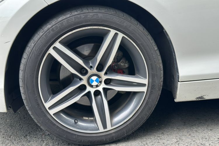 Used BMW 1 Series 2015 120i Sport Design Package Exterior 7