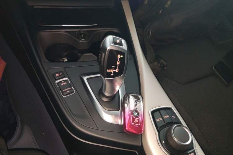 Used BMW 1 Series 2015 118i Leading Model Gear Lever