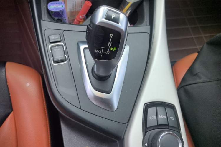 Used BMW 1 Series 2015 118i Leading Model Gear Lever