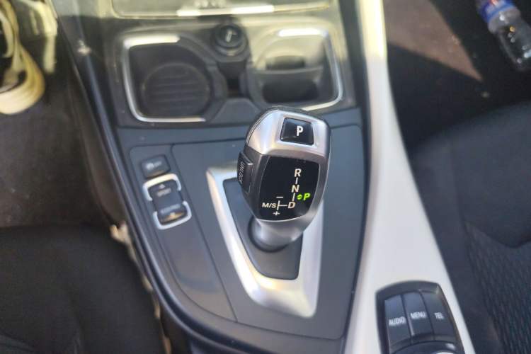 Used BMW 1 Series 2015 118i Leading Model Gear Lever