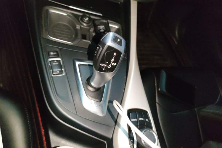 Used BMW 1 Series 2015 118i Leading Model Gear Lever