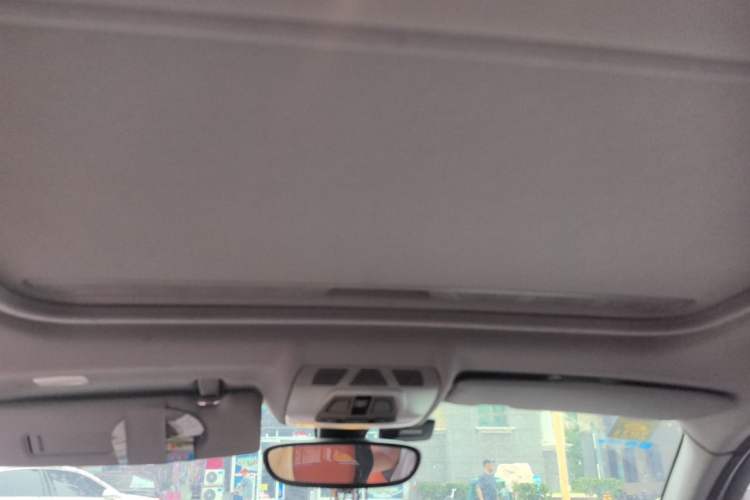 Used BMW 1 Series 2015 118i Leading Model Headliner
