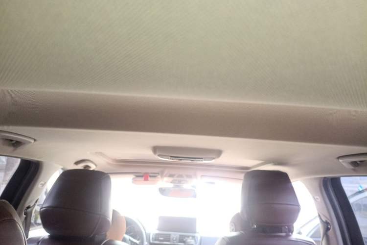 Used BMW 1 Series 2015 120i Leading Model Headliner
