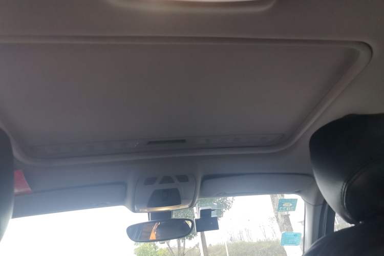Used BMW 1 Series 2015 120i Leading Model Headliner
