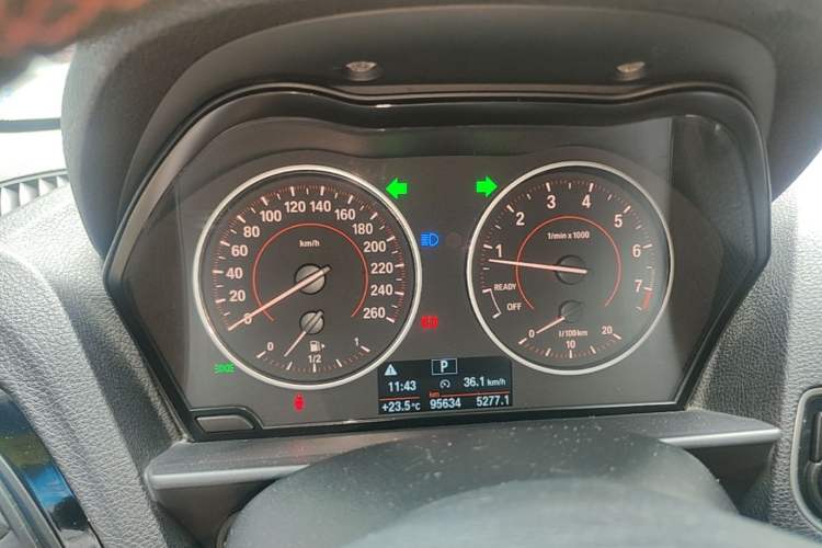 Used BMW 1 Series 2015 120i Sport Design Package Instrument Cluster