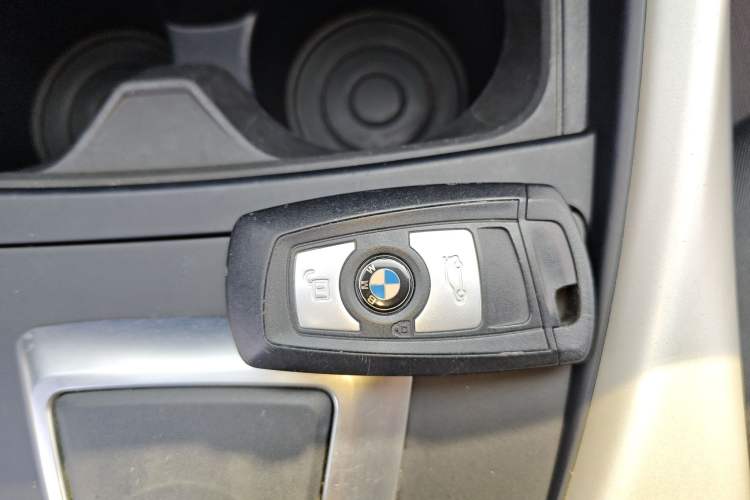 Used BMW 1 Series 2015 120i Leading Model Interior 1