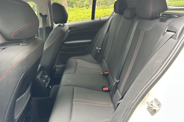 Used BMW 1 Series 2015 120i Sport Design Package Interior 2