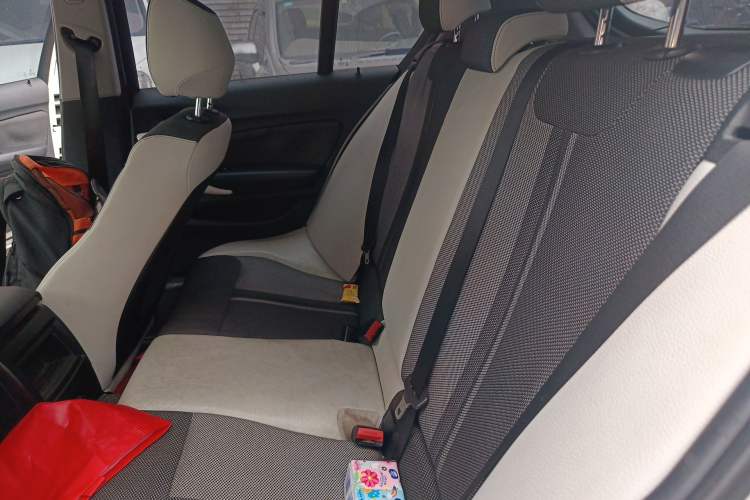 Used BMW 1 Series 2015 118i Urban Design Package Interior 4