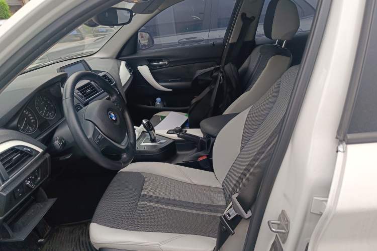 Used BMW 1 Series 2015 118i Urban Design Package Left Front Seat