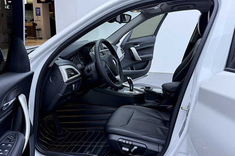 Used BMW 1 Series 2015 120i Leading Model Left Front Seat