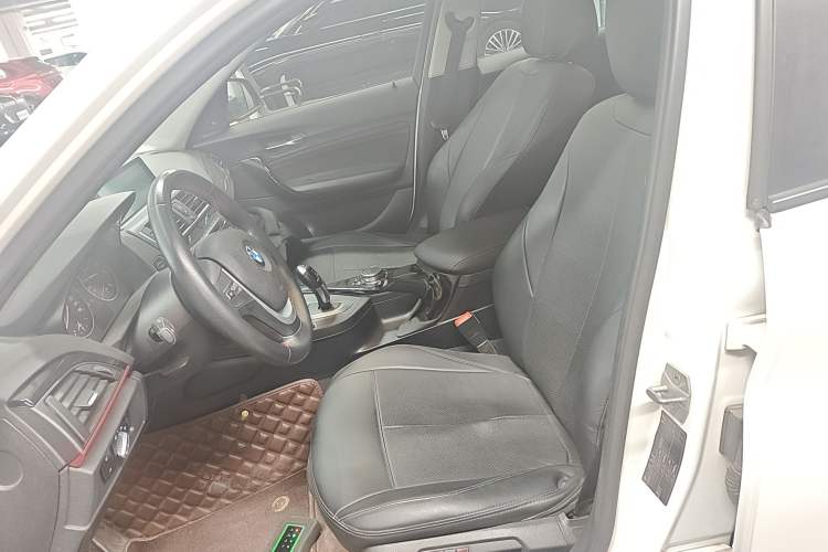 Used BMW 1 Series 2015 120i Sport Design Package Left Front Seat