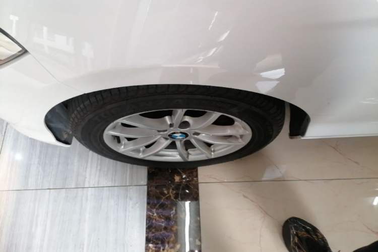 Used BMW 1 Series 2015 118i Leading Model Left Front Wheel Hub