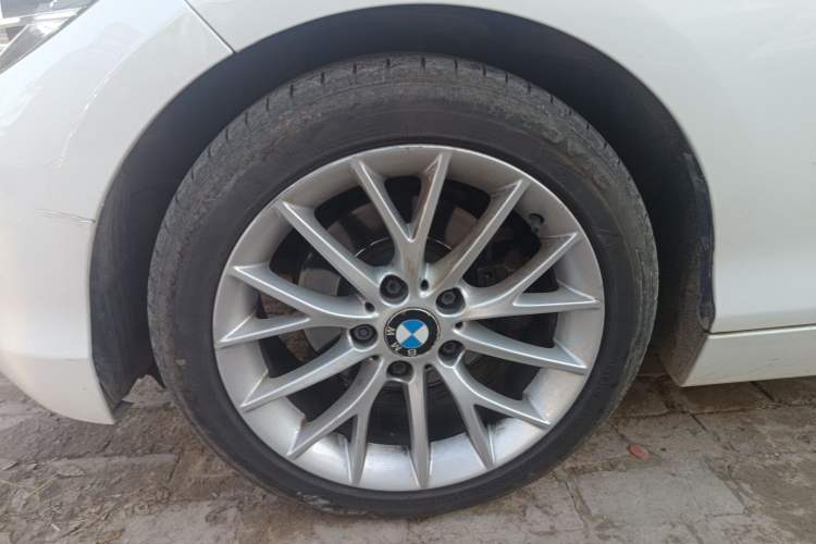 Used BMW 1 Series 2015 120i Leading Model Left Front Wheel Hub