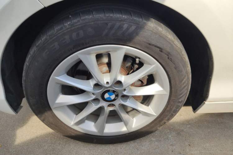 Used BMW 1 Series 2015 118i Urban Design Package Left Front Wheel Hub