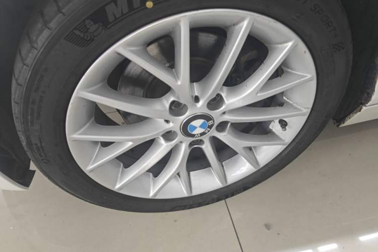 Used BMW 1 Series 2015 120i Leading Model Left Front Wheel Hub