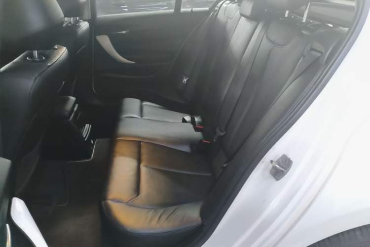 Used BMW 1 Series 2015 118i Urban Design Package Left Rear Seat