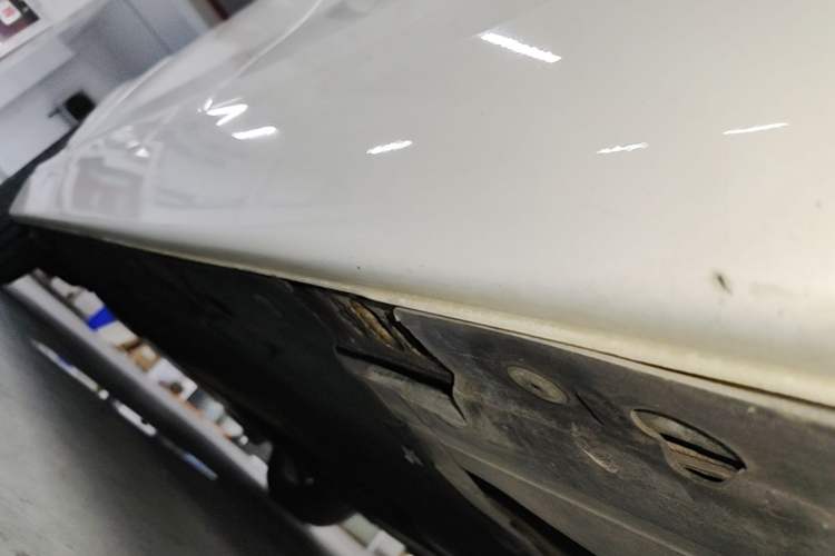 Used BMW 1 Series 2015 120i Sport Design Package Left Side Sill
