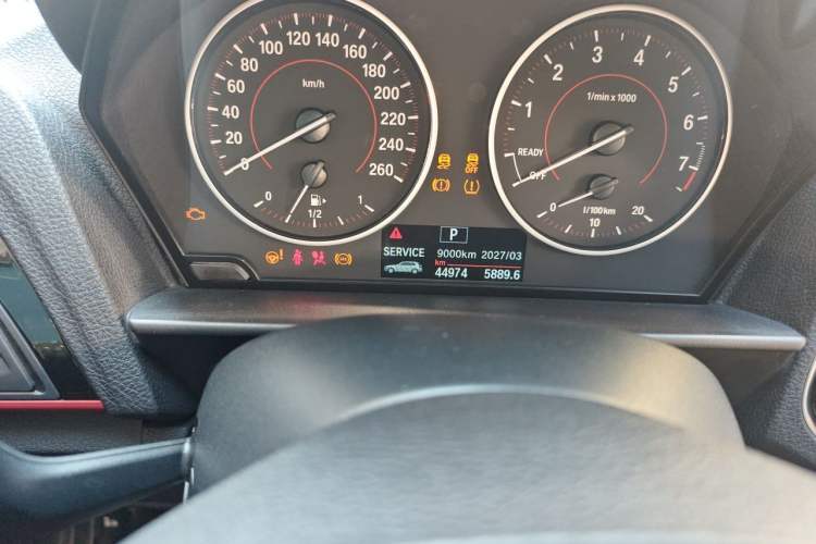 Used BMW 1 Series 2015 120i Sport Design Package Odometer Close Up