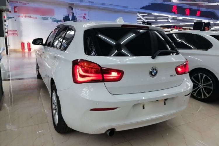 Used BMW 1 Series 2015 118i Leading Model Rear Left 45 Deg