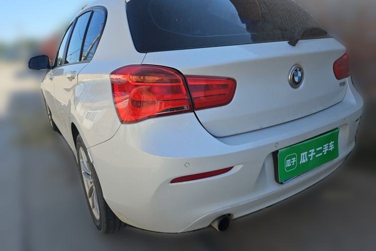 Used BMW 1 Series 2015 118i Leading Model Rear Left 45 Deg