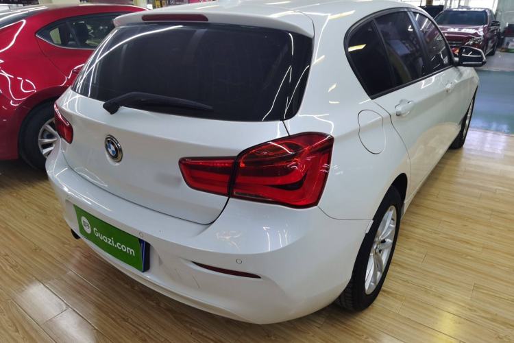Used BMW 1 Series 2015 118i Leading Model Rear Right 45 Deg