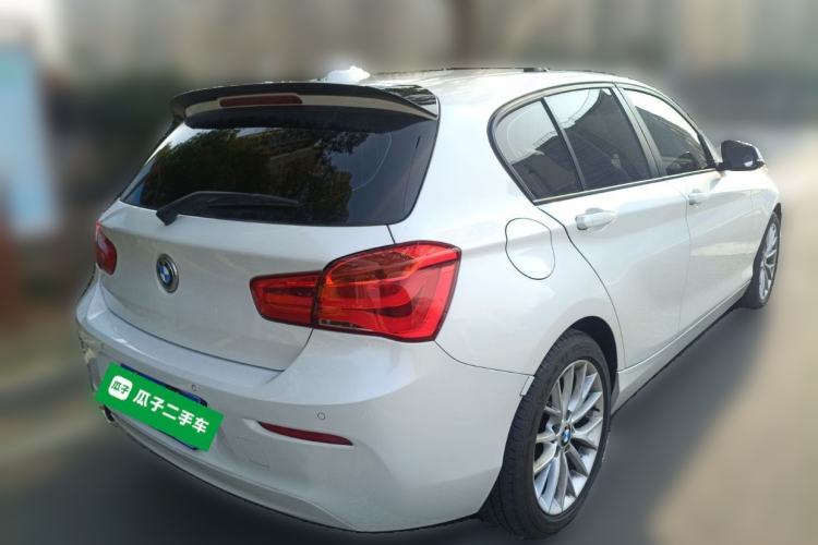 Used BMW 1 Series 2015 120i Leading Model Rear Right 45 Deg