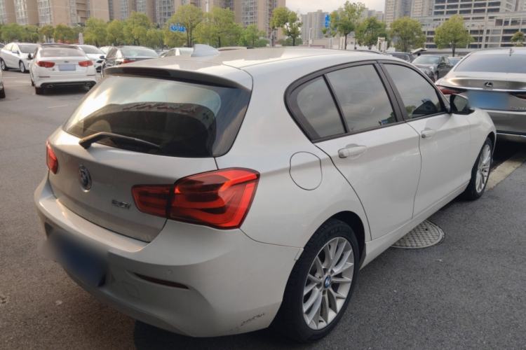 Used BMW 1 Series 2015 120i Leading Model Rear Right 45 Deg